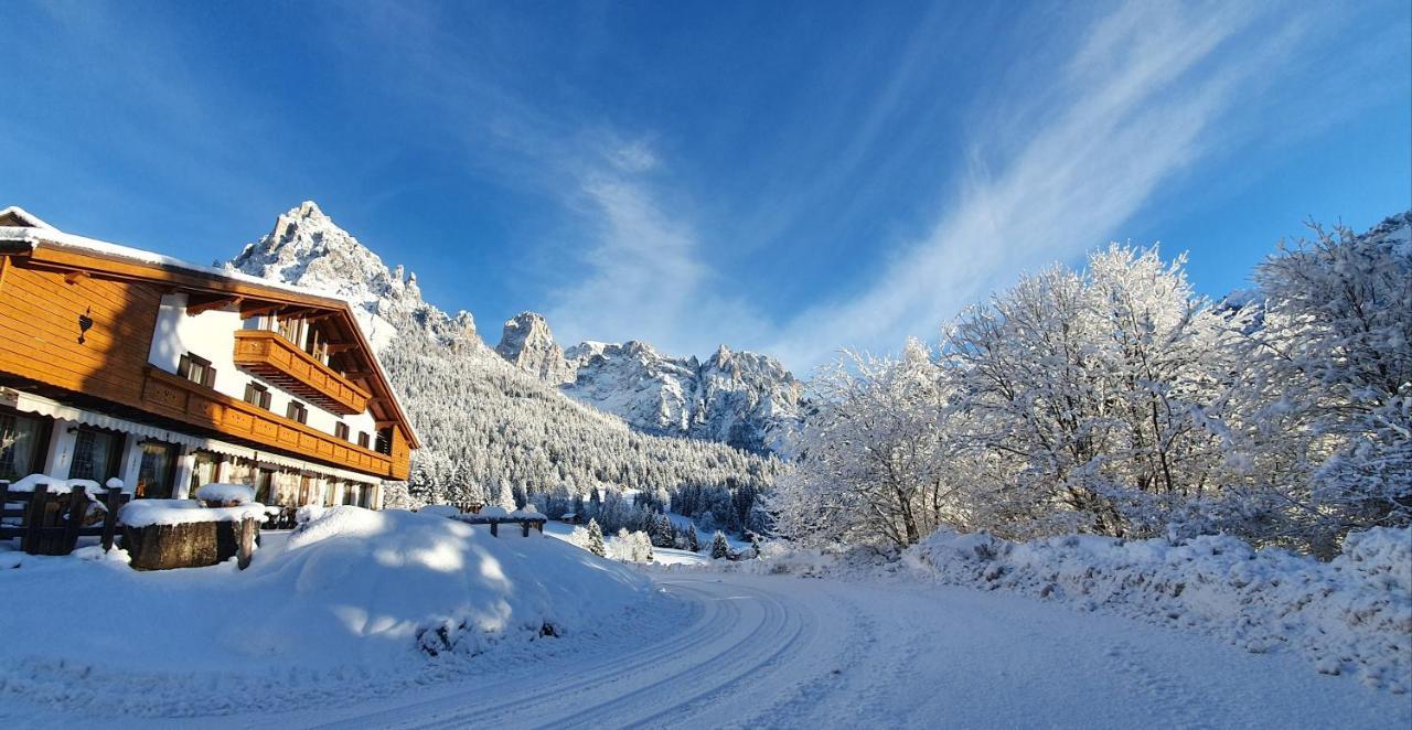 Готель Chalet Piereni Фієра-ді-Прим'єро Екстер'єр фото