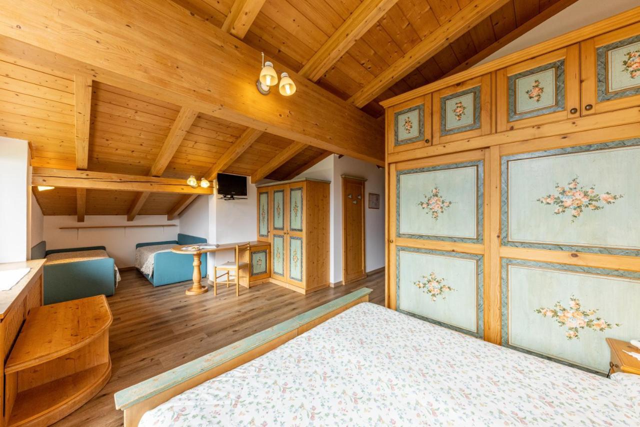 Готель Chalet Piereni Фієра-ді-Прим'єро Екстер'єр фото